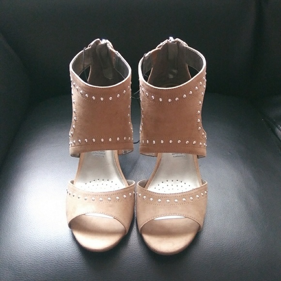  Worthington Cabo Natural Heels - Picture 3 of 5